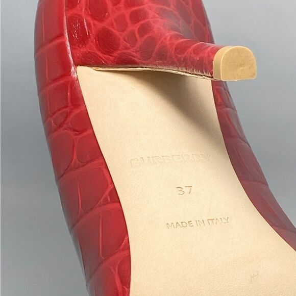 Burberry Aubri 100 Croc-Embossed Leather Pumps size 37 - Picture 15 of 15
